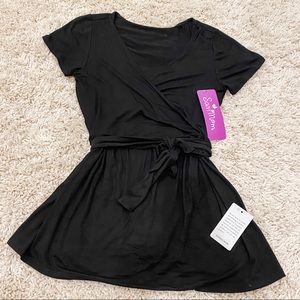 Black Wrap Nursing Tee
